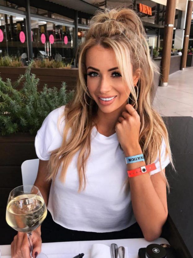 olivia attwood teeth