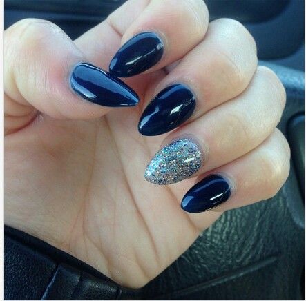 stiletto nails on fat fingers