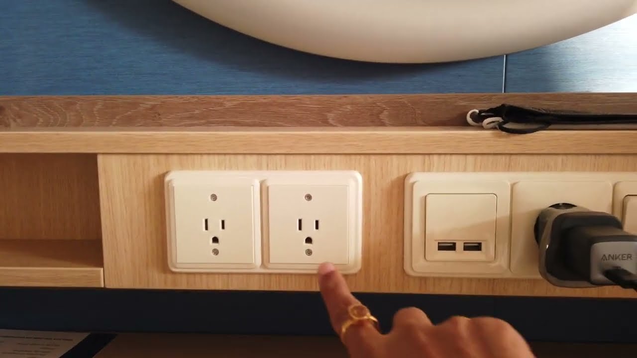 ovation of the seas power outlets