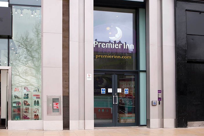 premier inn edinburgh city centre princes street edinburgh uk