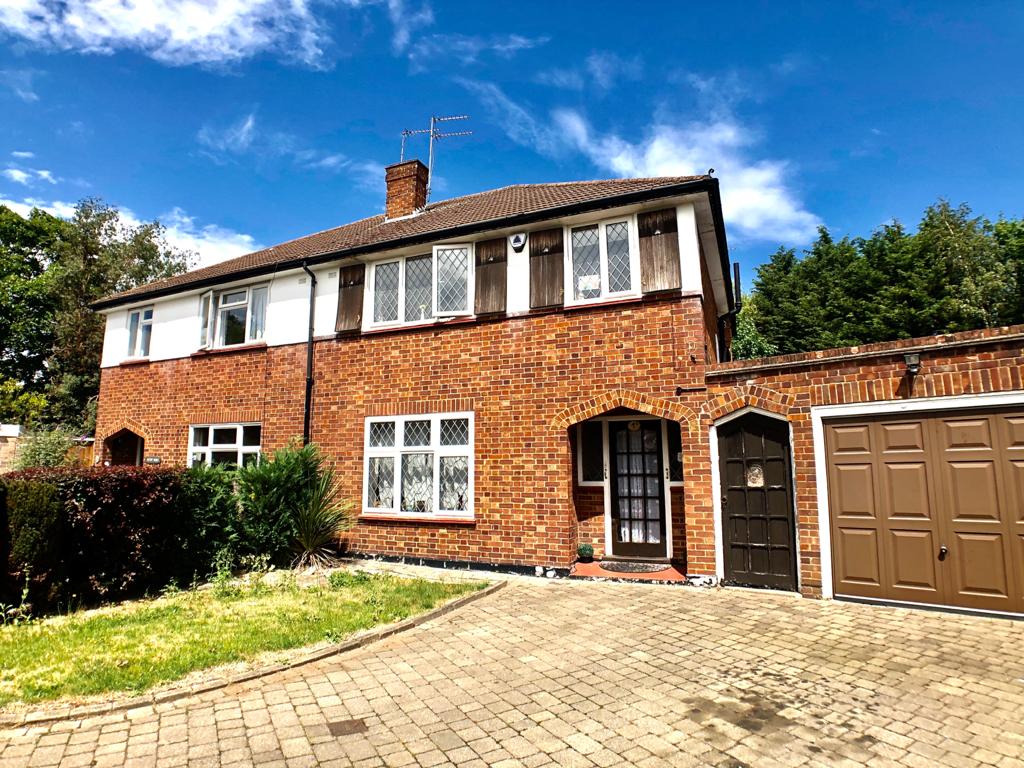 3 bedroom house to rent in pinner