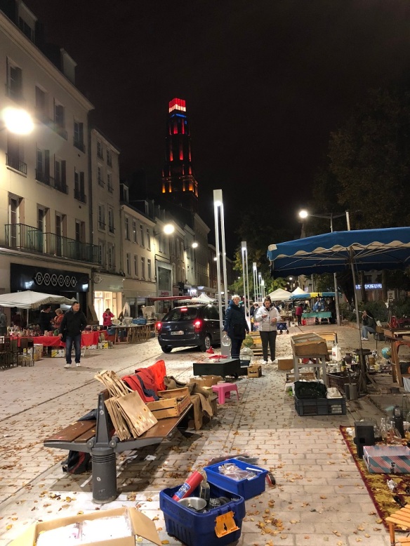 amiens flea market