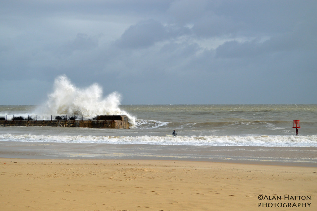 high tide gorleston