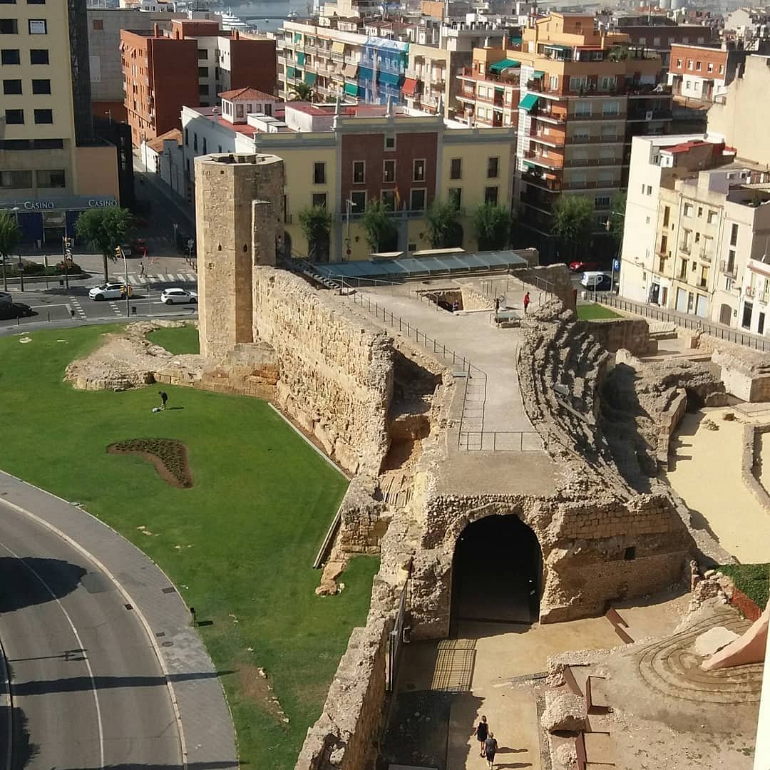 tarragona free walking tour