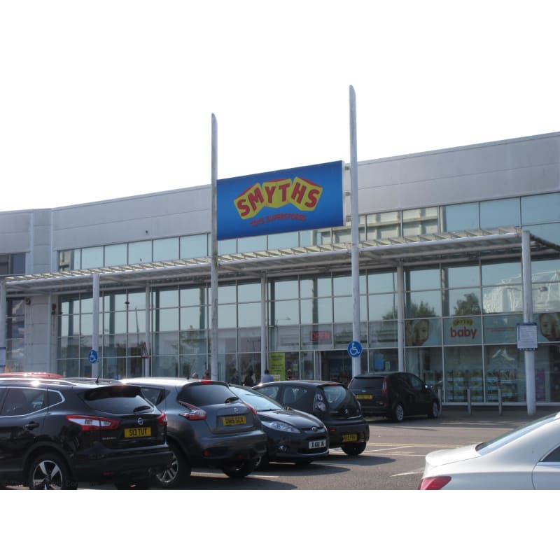 smyths toys cardiff opening times