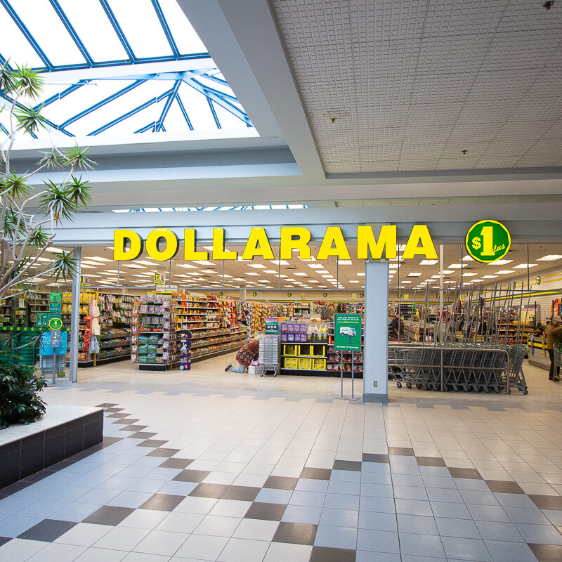 dollarama hours