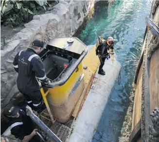 west edmonton mall submarine death