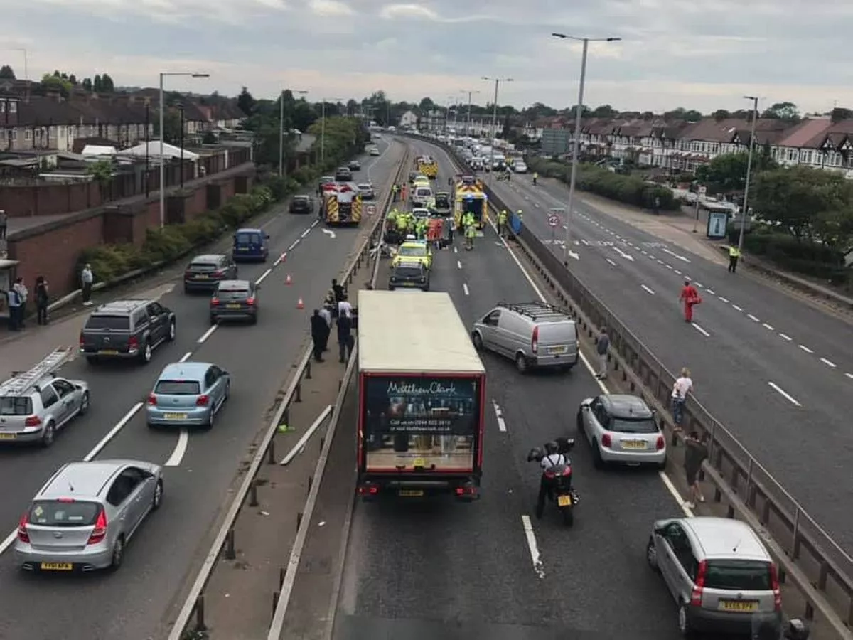 traffic update on a406