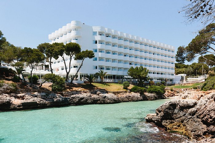 aluasoul mallorca resort cala dor majorca spain