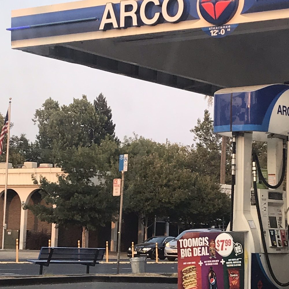 arco douglas blvd