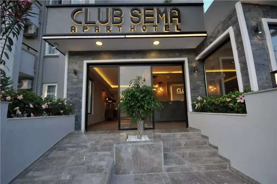 club sema suite hotel