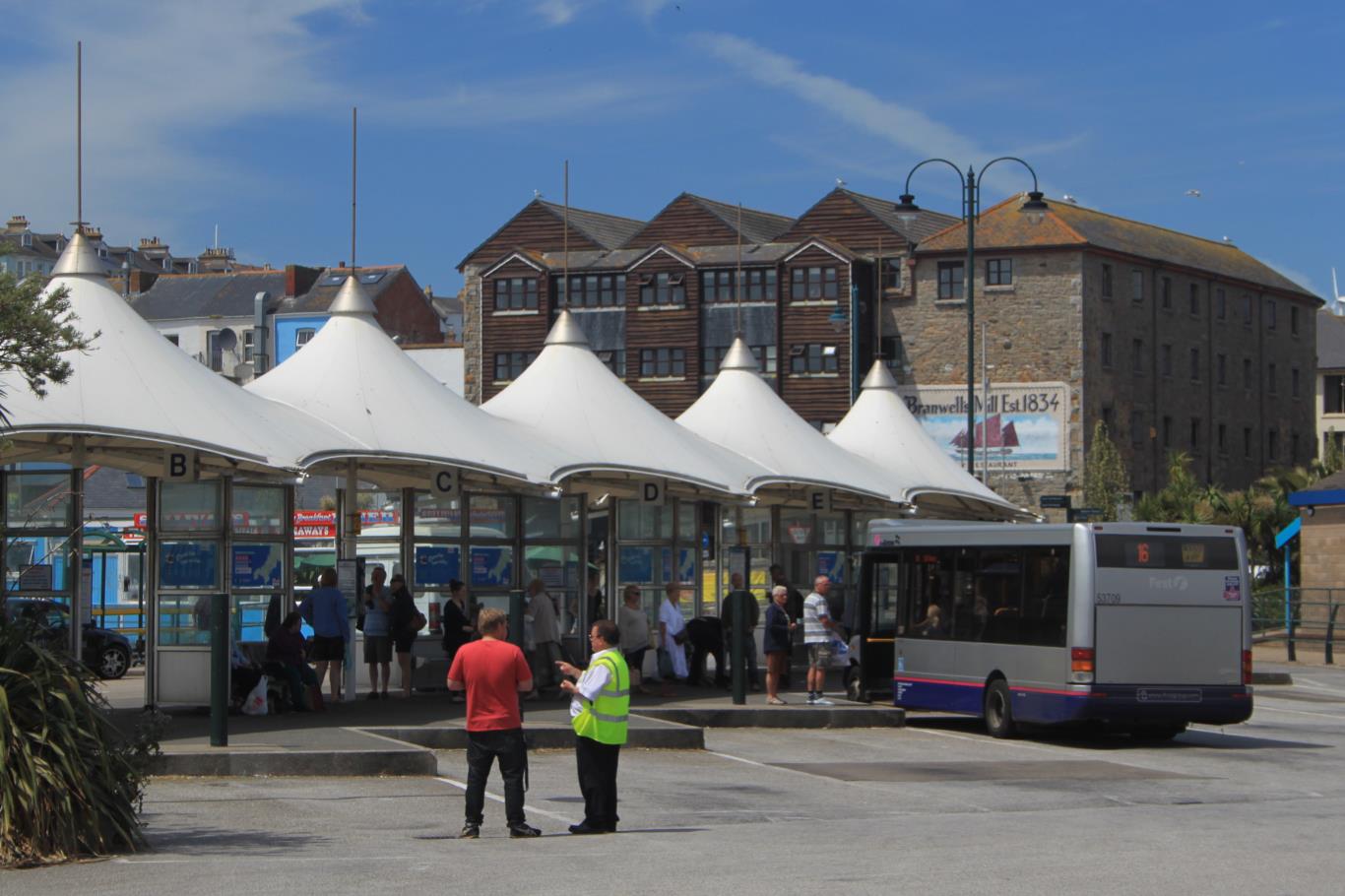 penzance bus station