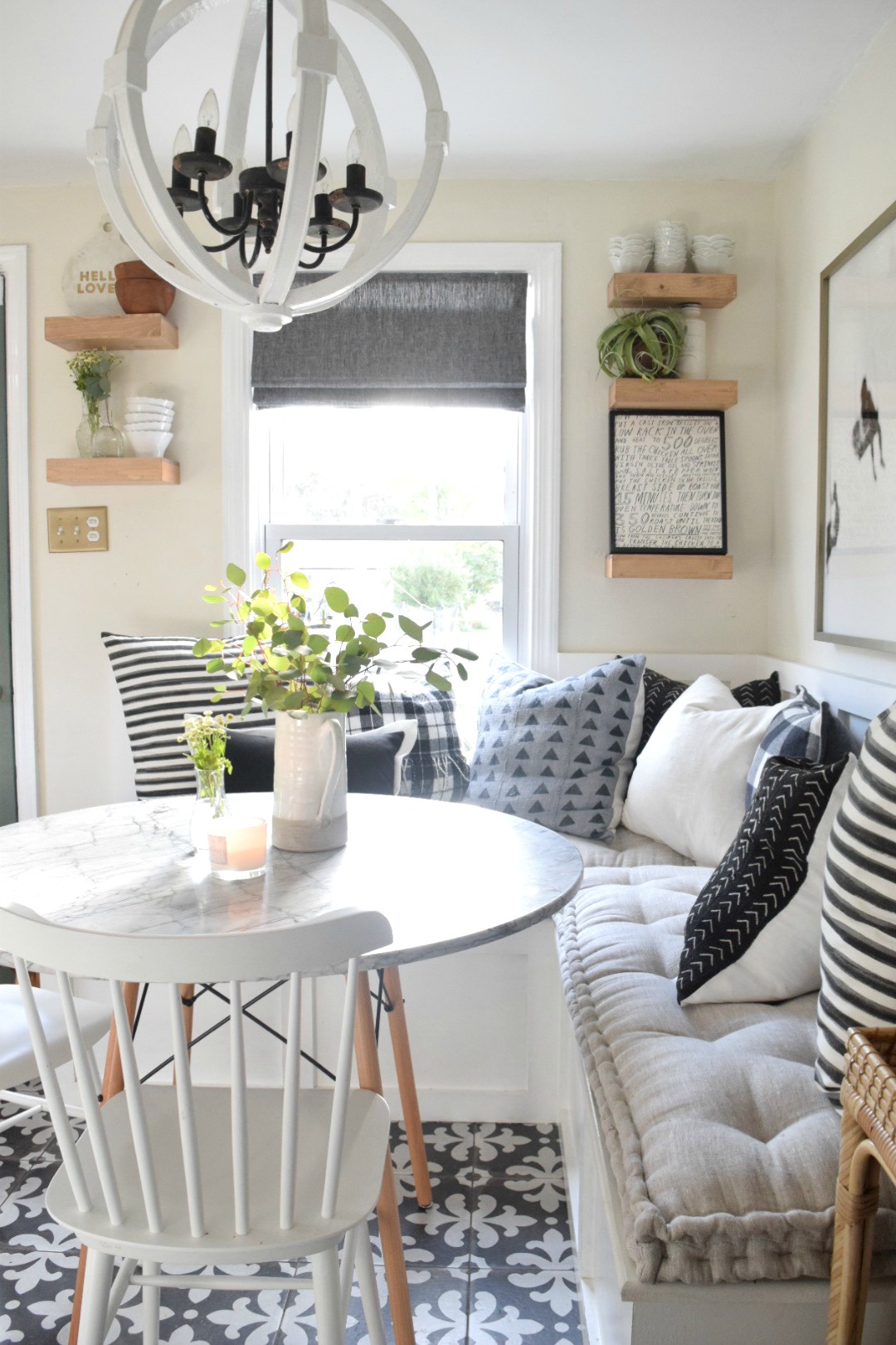 banquette pillows