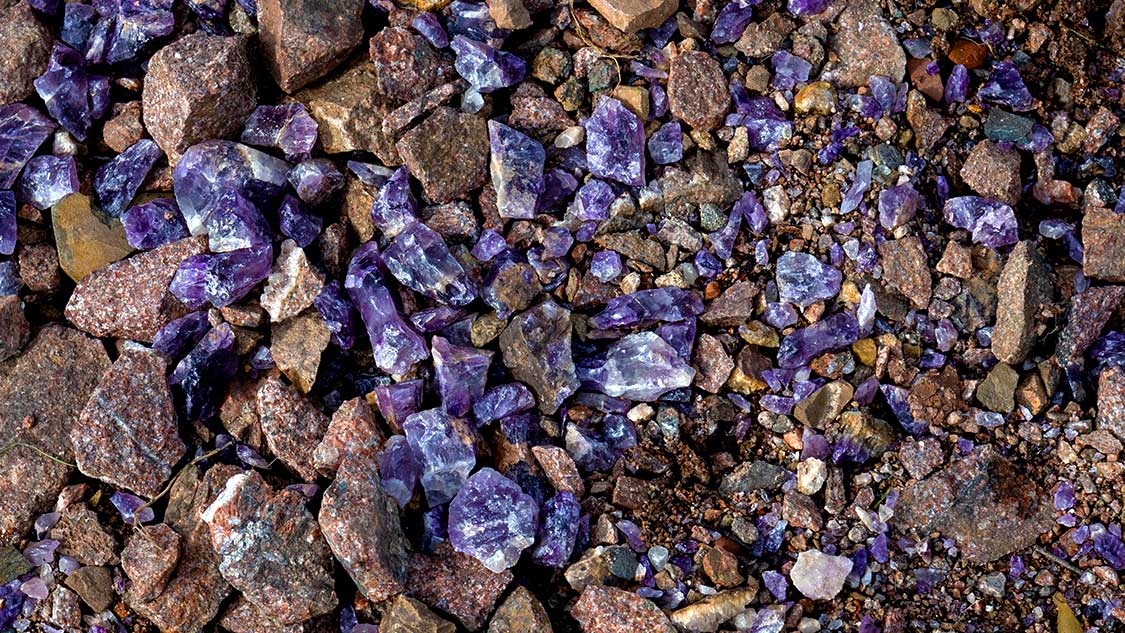 amethyst mine ontario near me