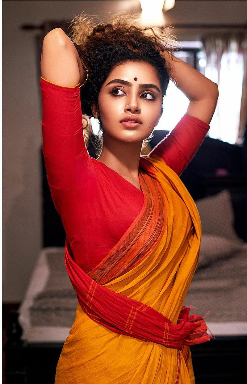 beautiful malayalam actress