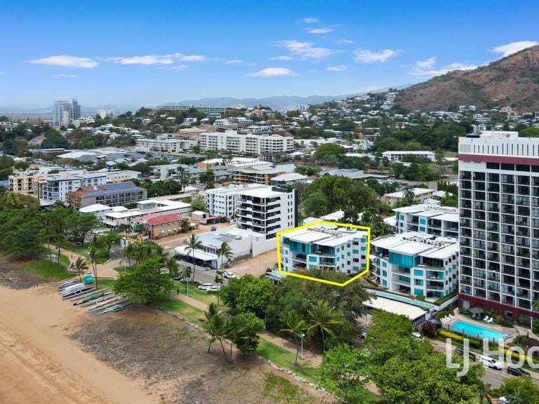 units for sale townsville strand