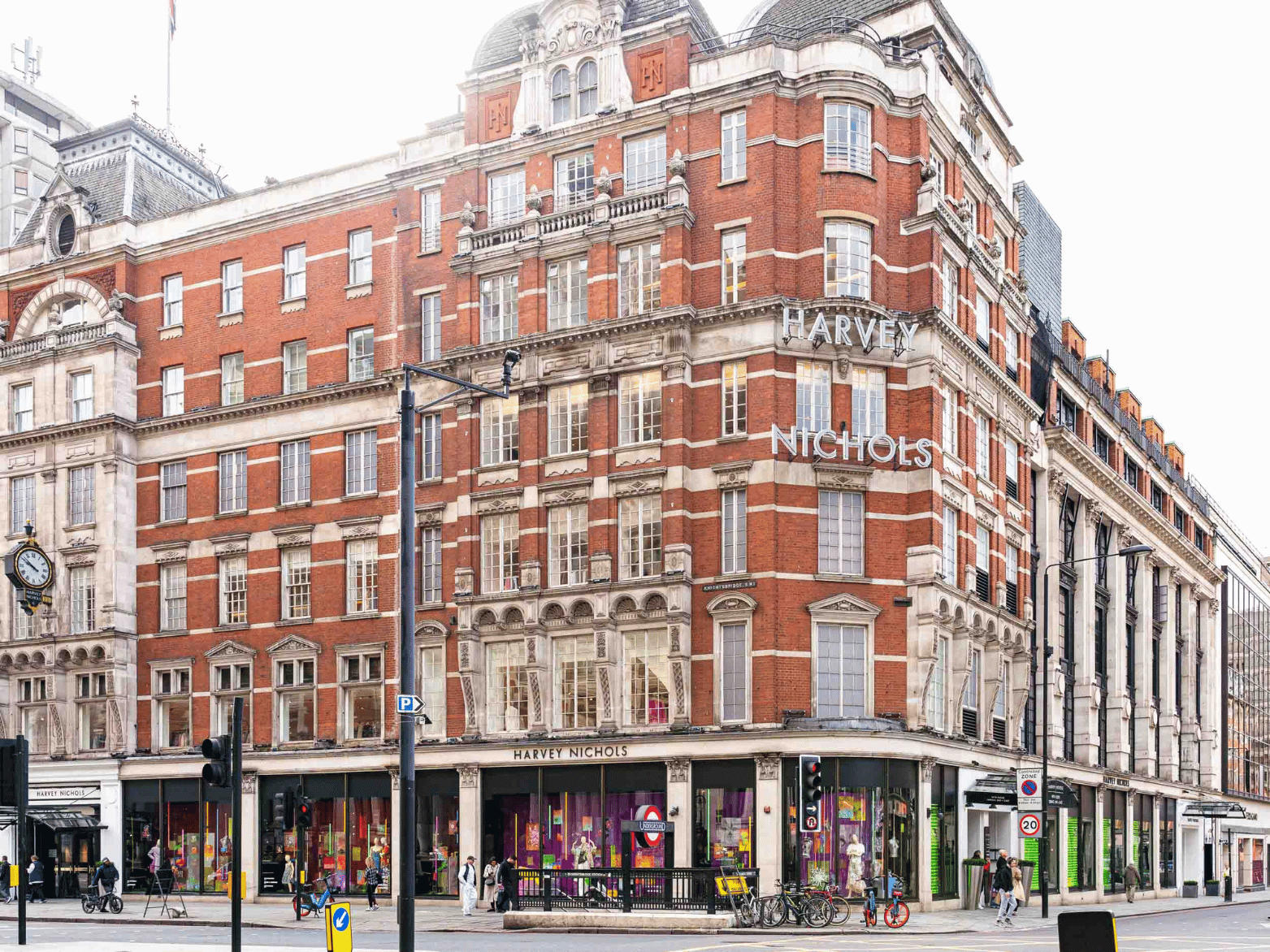 burger and lobster in harvey nichols