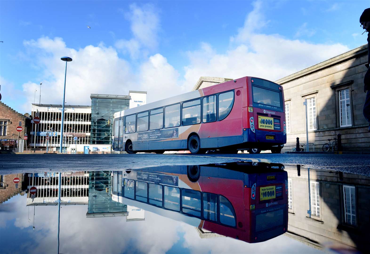 bus inverness nairn