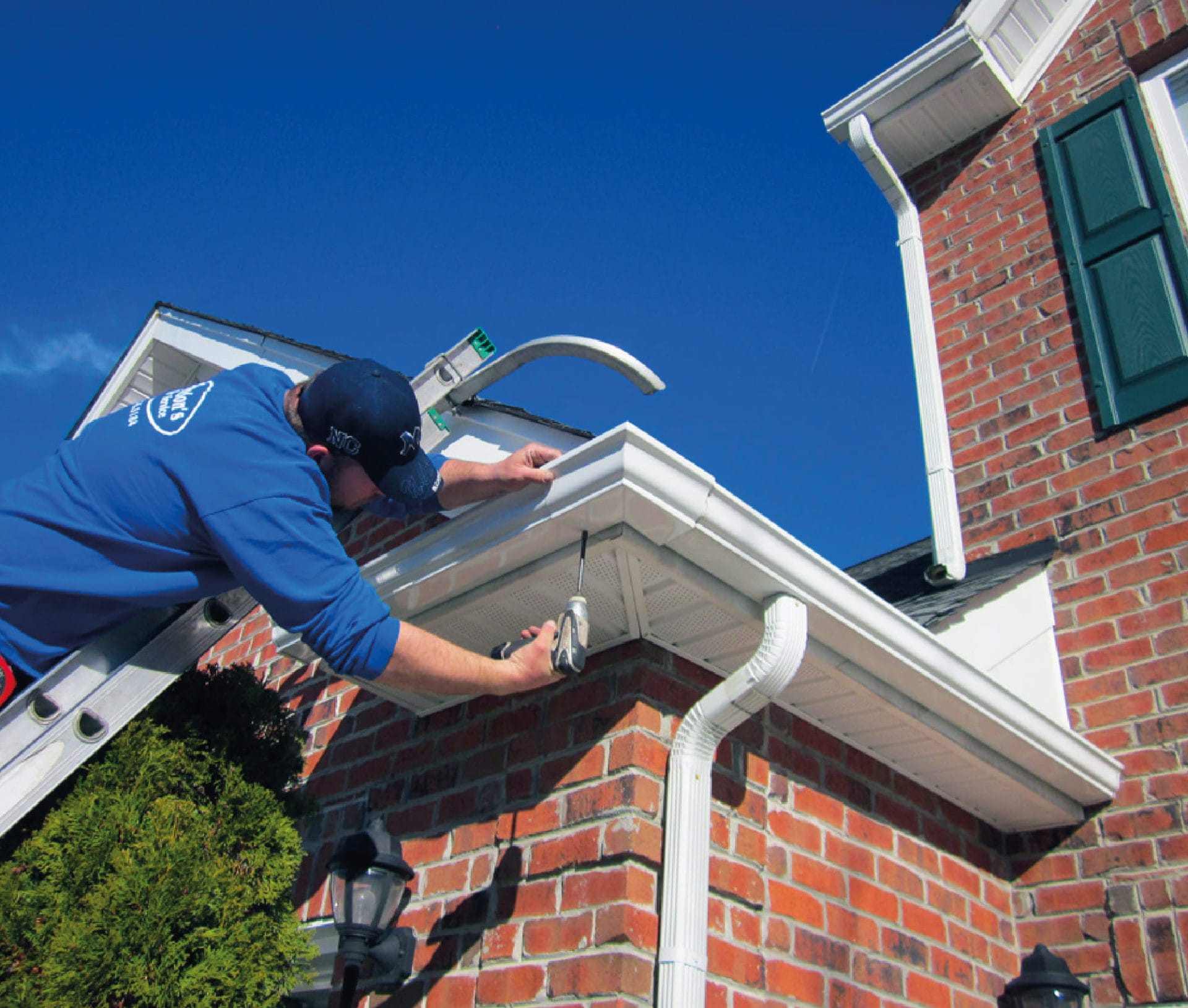 gutter cleaning and repair near me