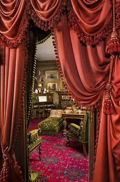 victorian style drapes