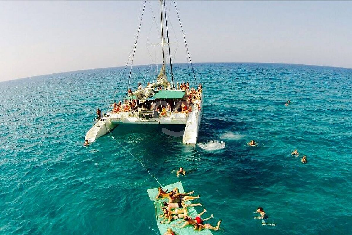 catamaran cala ratjada