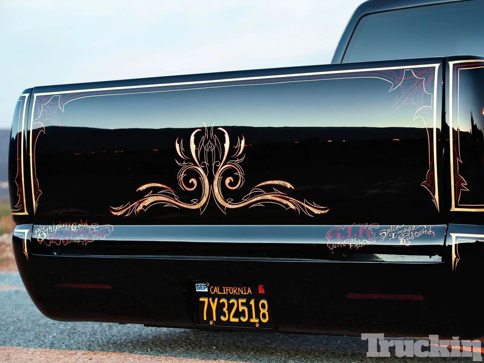 pinstripe truck