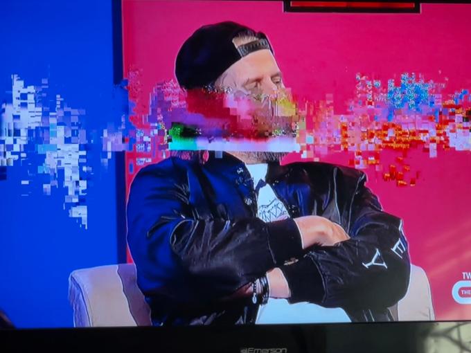 xfinity pixelation