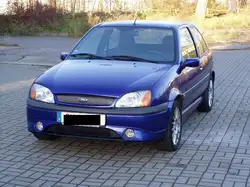 ford fiesta 2001 precio