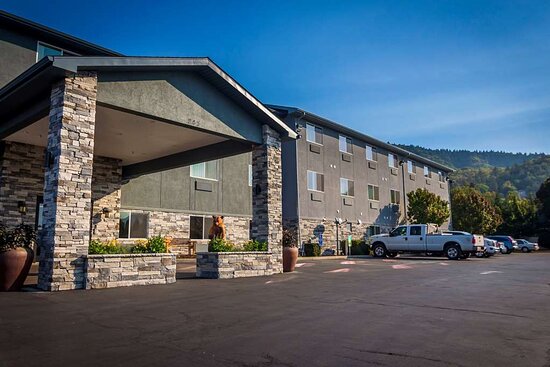 cheap hotels in grants pass oregon