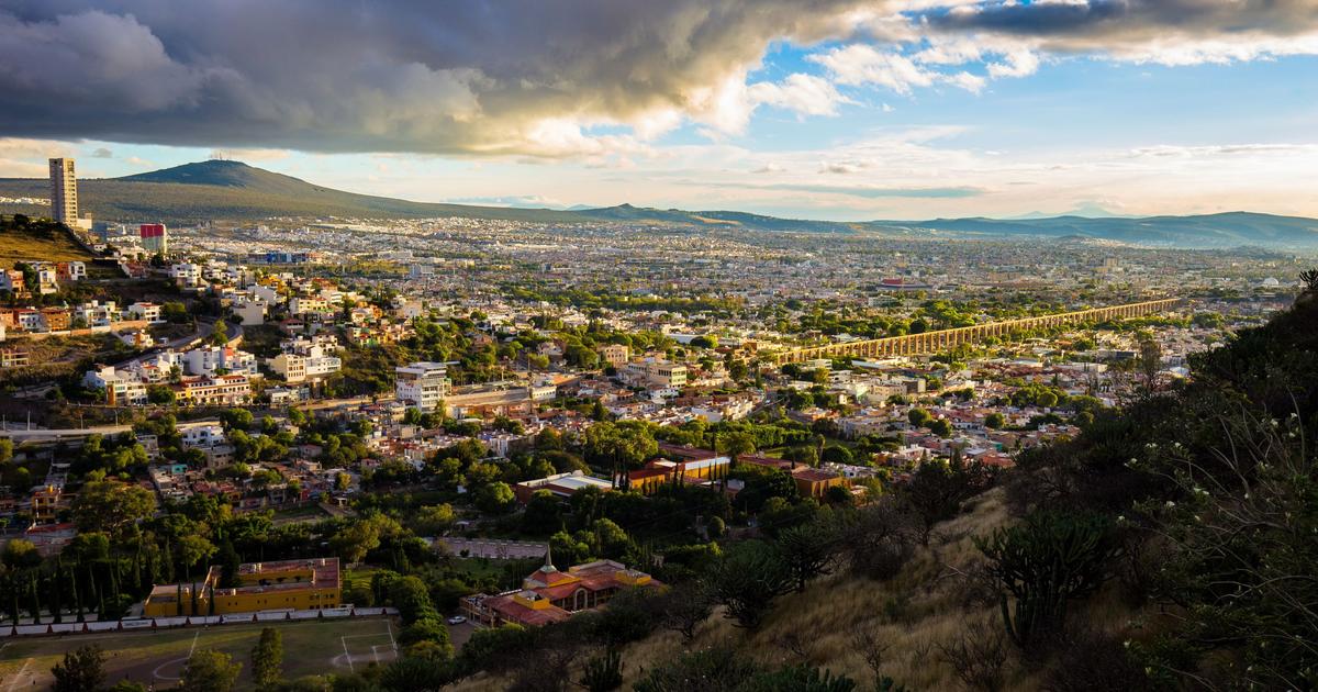 chicago queretaro flights