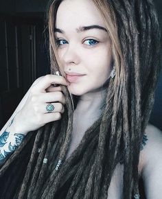 chicas con rastas