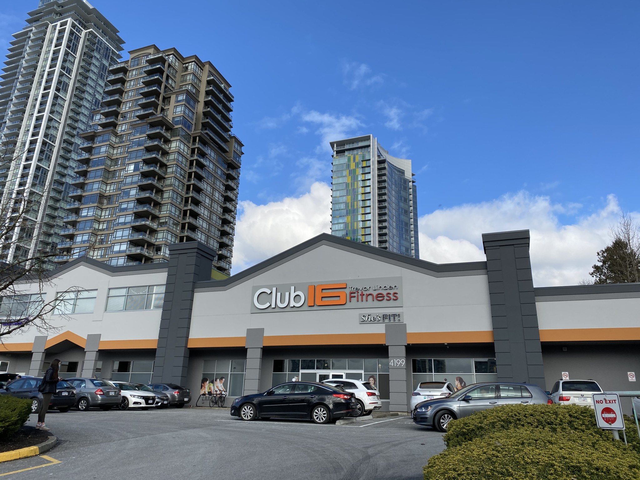 club 16 edmonds