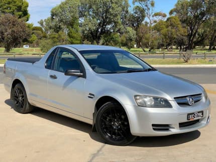 commodore gumtree adelaide