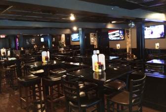 johnny black public house sterling heights