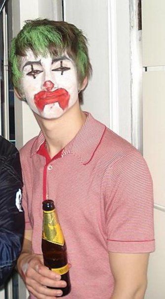 alex turner clown