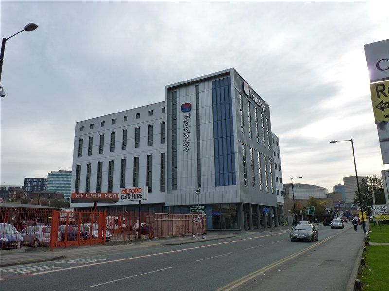 travelodge manchester central arena