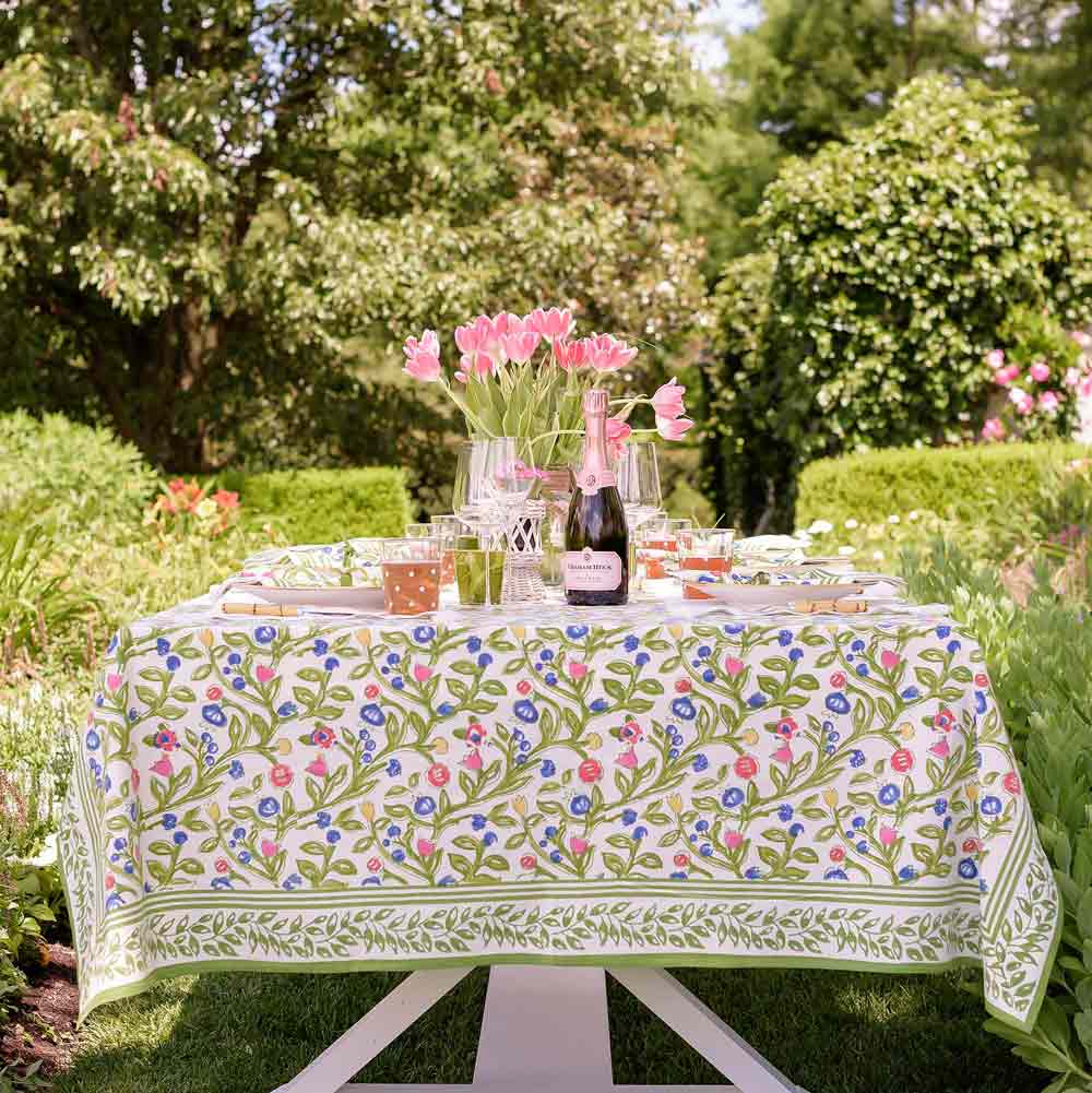 tablecloth flowers