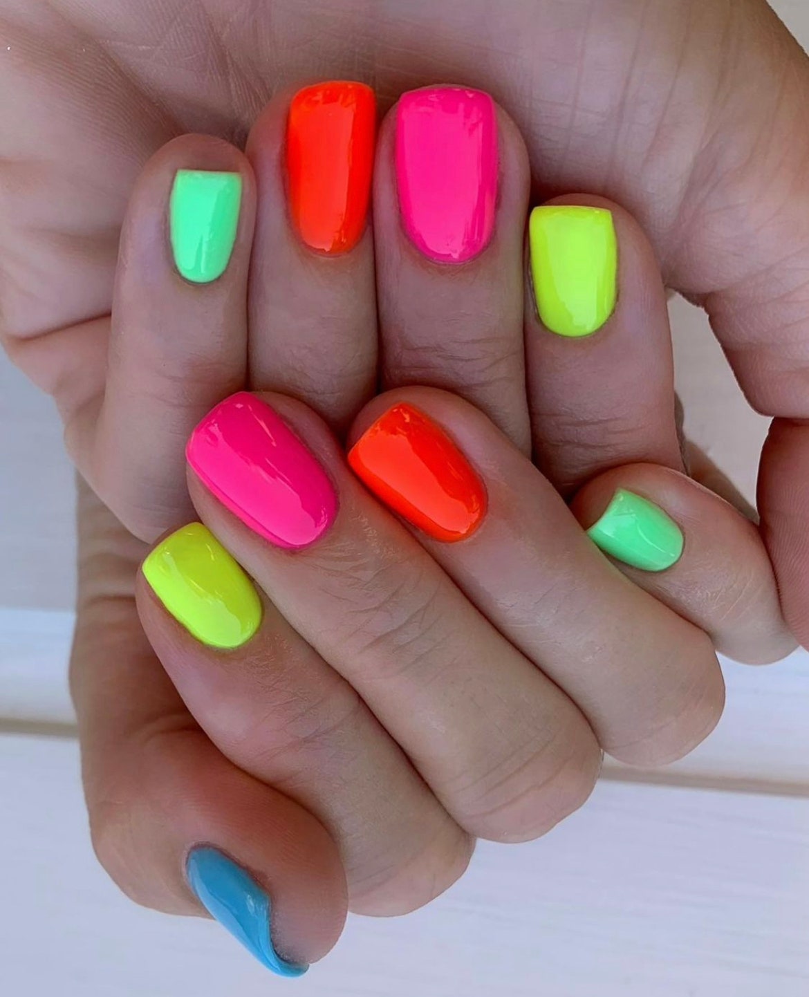 decorados de uñas de colores