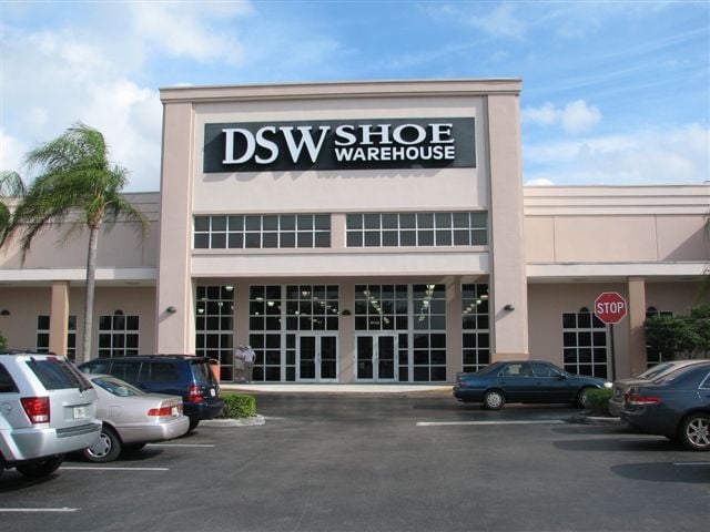 dsw pembroke pines