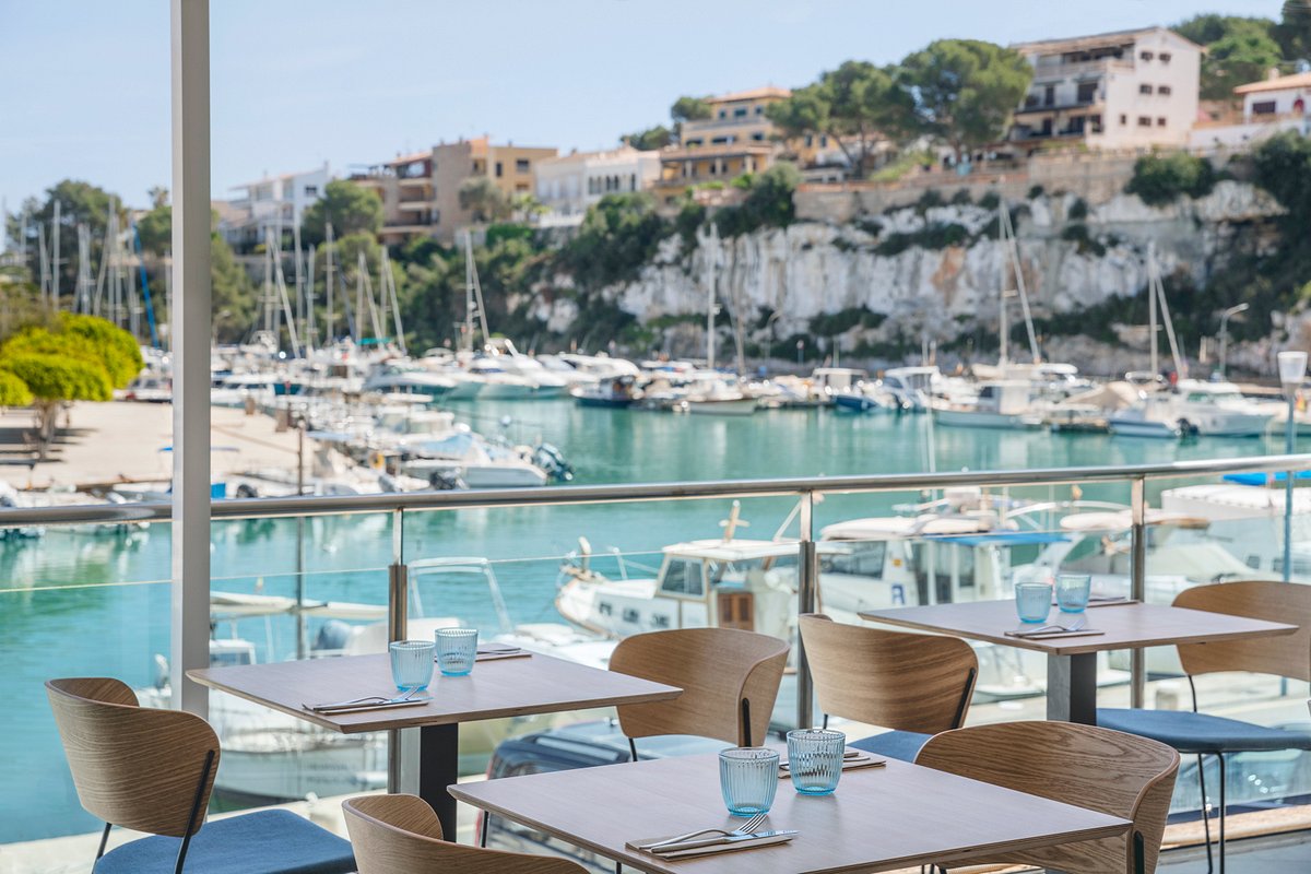 best restaurants in porto cristo