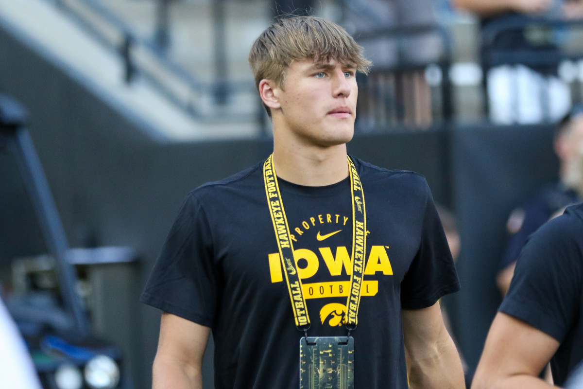 iowa hawkeyes recruiting class