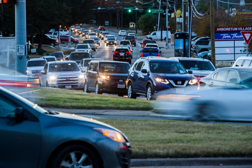 dallas to houston drive hours