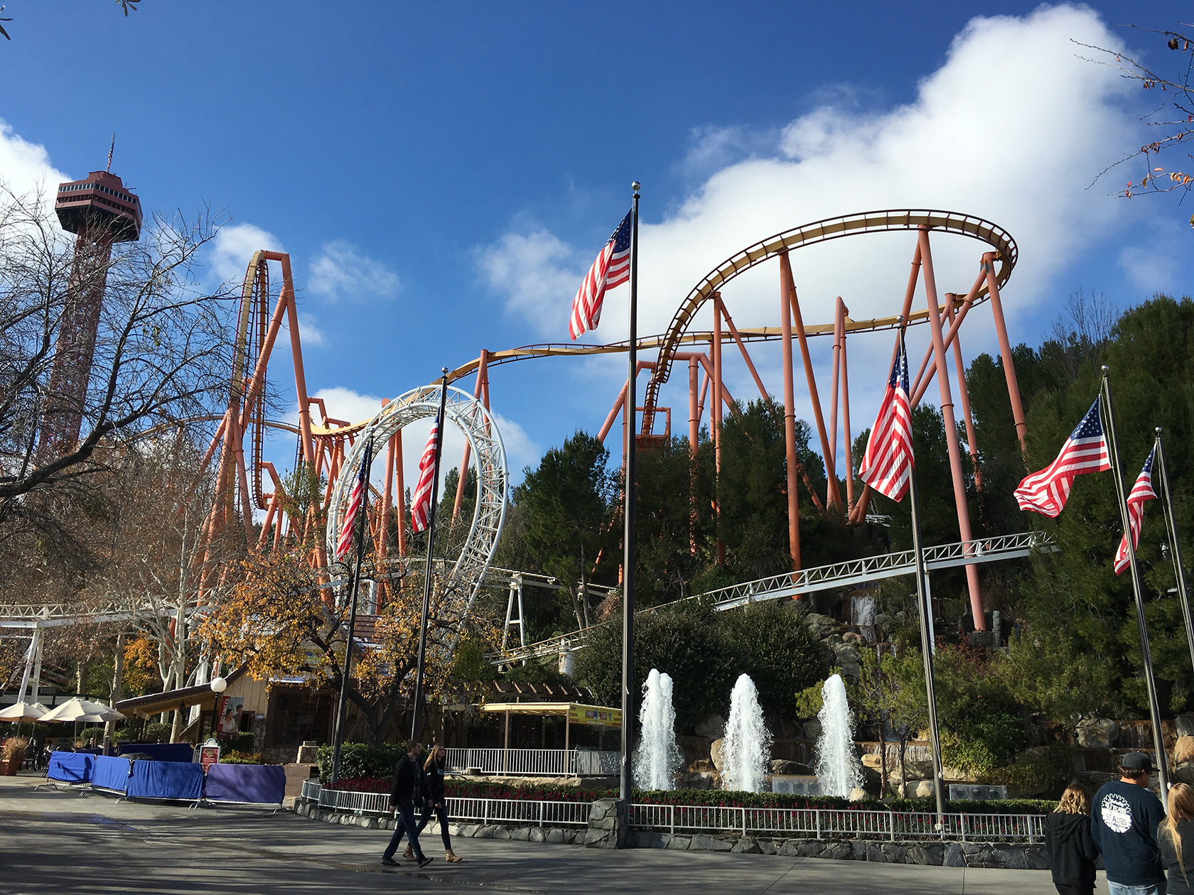 six flags tourister