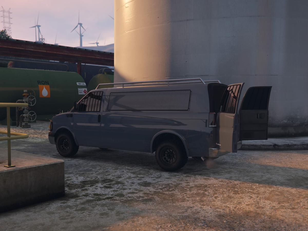 where is the gun van in gta 5