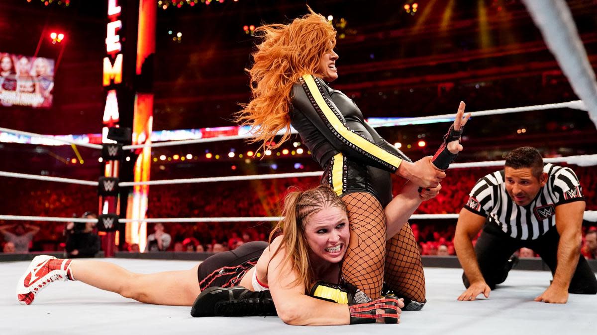 women wwe wrestlers