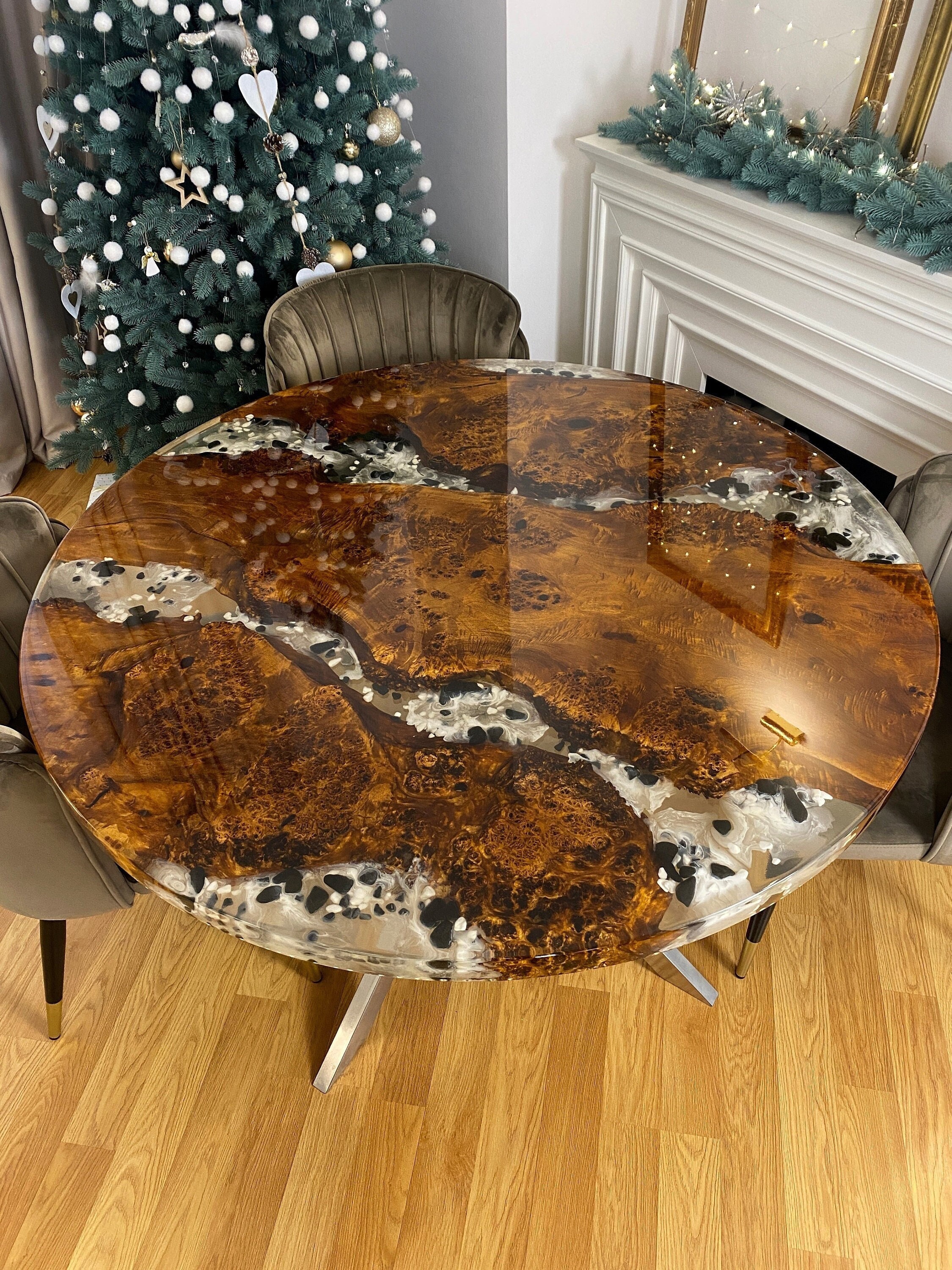resin dining table round