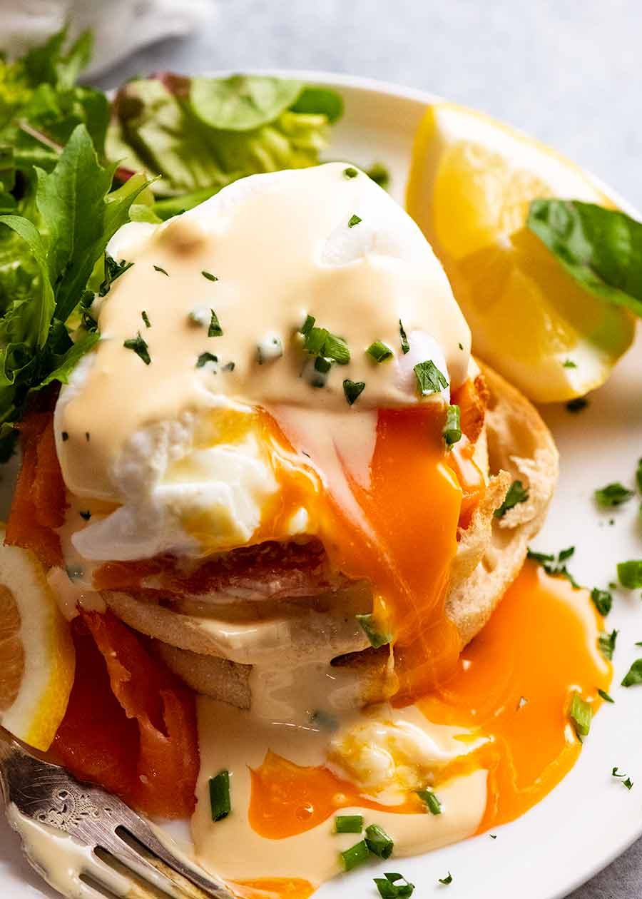 eggs benedict near me open now