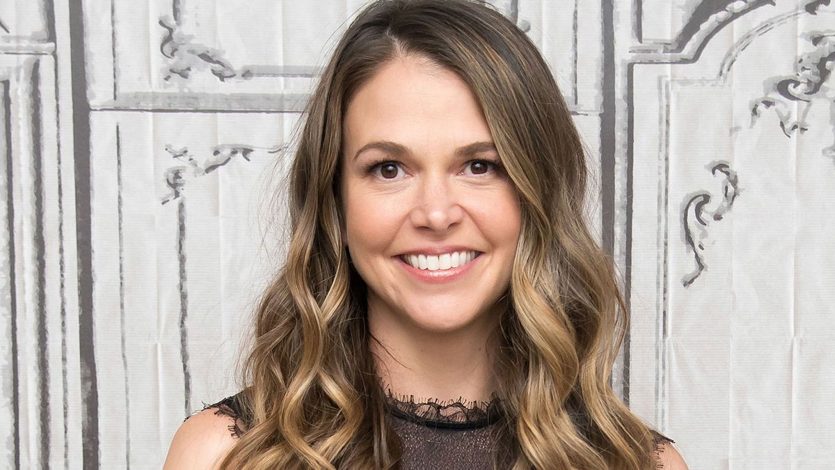 sutton foster plastic surgery