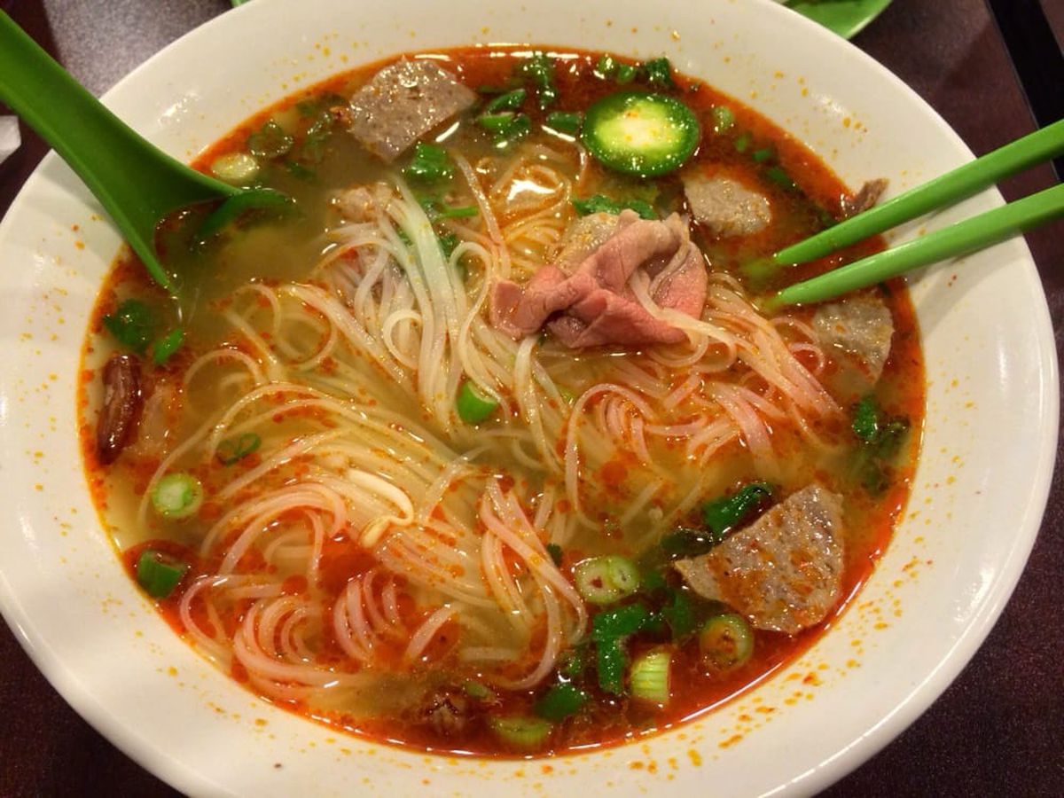 pho places near me