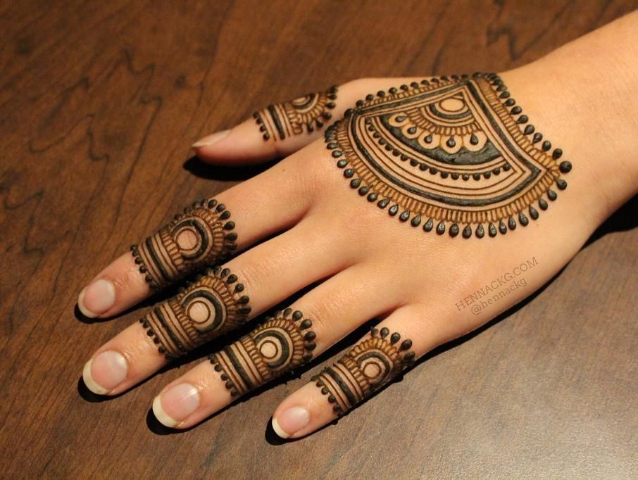 easy modern mehndi designs